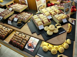 黒猫スイーツ散歩手土産編