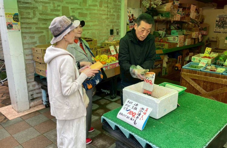 【散歩の達人】手塚理美のガチロケハン_10