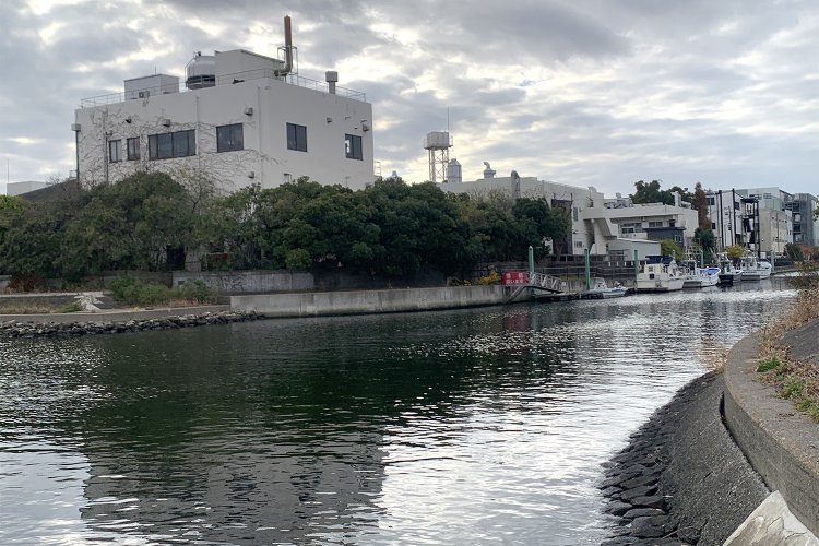 吞川河口と海老取川の合流地点。