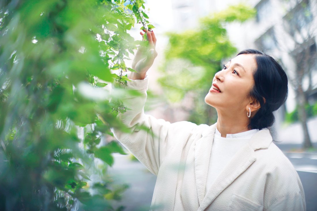 旅の達人・鶴田真由が語る旅メソッド。「物語が生まれそうな、記憶が残っているところに行きたい」