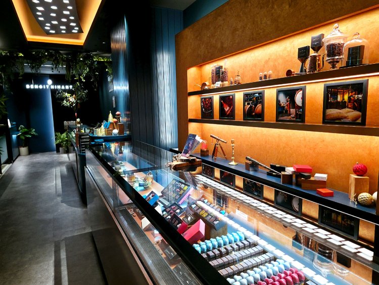 『ブノワ・ニアン 銀座』1階。