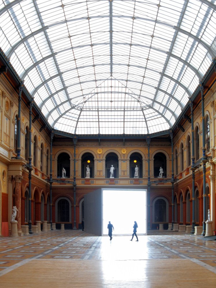 さまざまな社会問題への気づきを与える「アルフレド・ジャー あなたと私、そして世界のすべての人たち」が1月21日～3月29日、初台『東京オペラシティ アートギャラリー』で開催