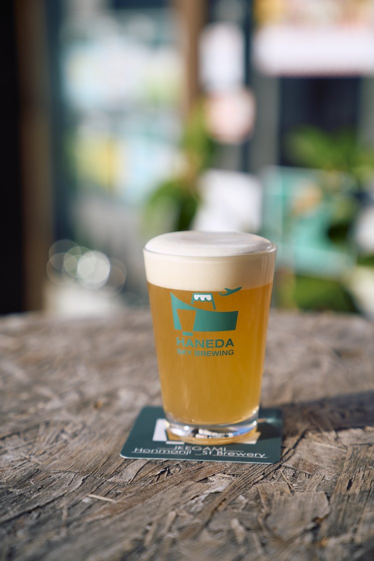 『散歩の達人』2月号 スペシャルメニュー「柚子味噌さんぽエール」（撮影＝逢坂 聡）