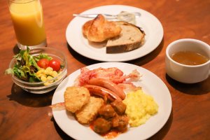 ロイヤルホスト八丁堀店