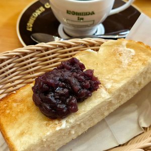 銀座にプラントベースのコメダ珈琲店があるの知っている？『KOMEDA is □』〜黒猫スイーツ散歩 銀座編18〜