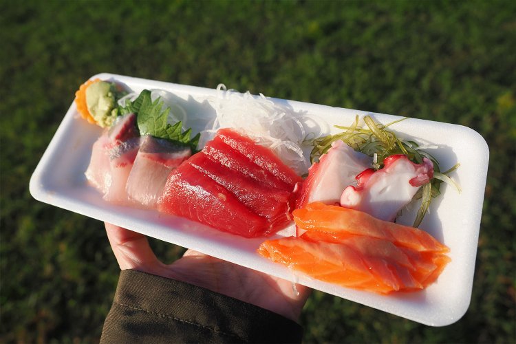 盛り合わせ650円。ひゃっほう！