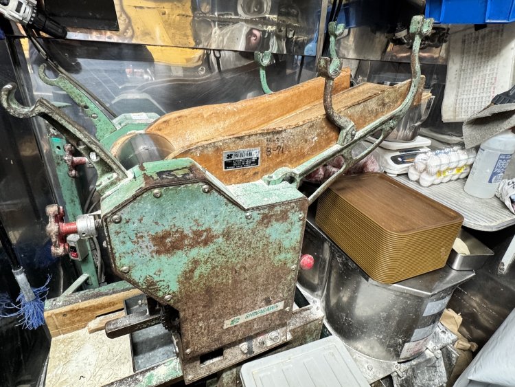 開業以来、使っている製麺機。