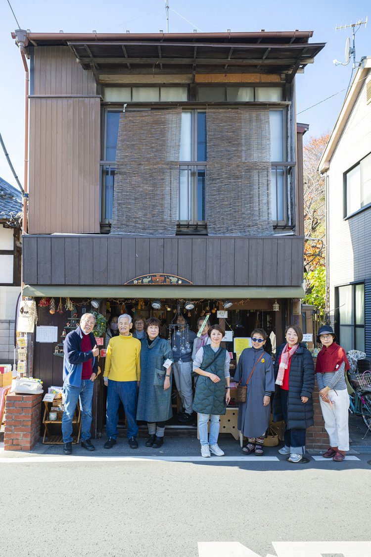 春、夏のほおづき市、秋、クリスマスのほか、気ままイベントあり。