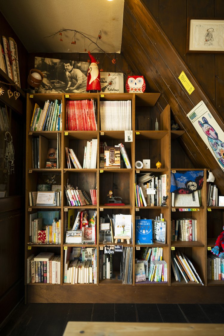 個性あふれるシェア本棚。各オーナーが思い思いに。