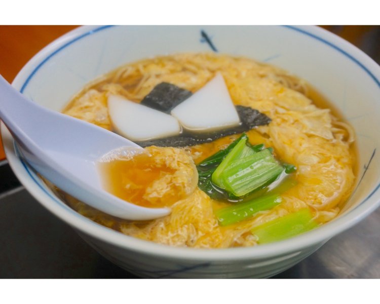 玉子とじそば950円。