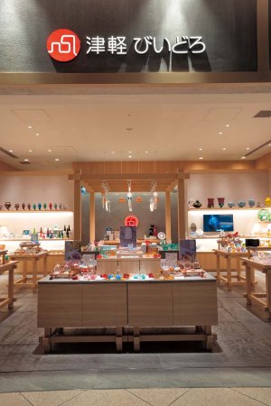 津軽びいどろ 東京ミッドタウン八重洲店4
