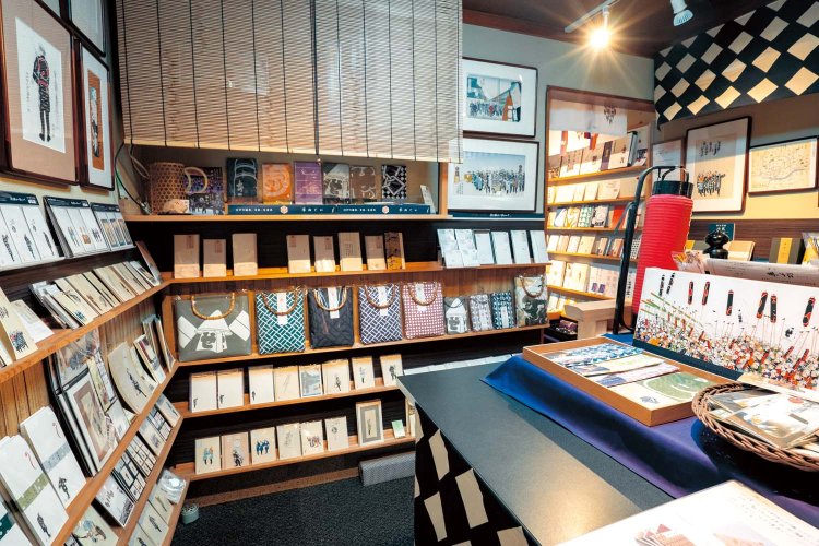 外国人観光客も多く訪れる。