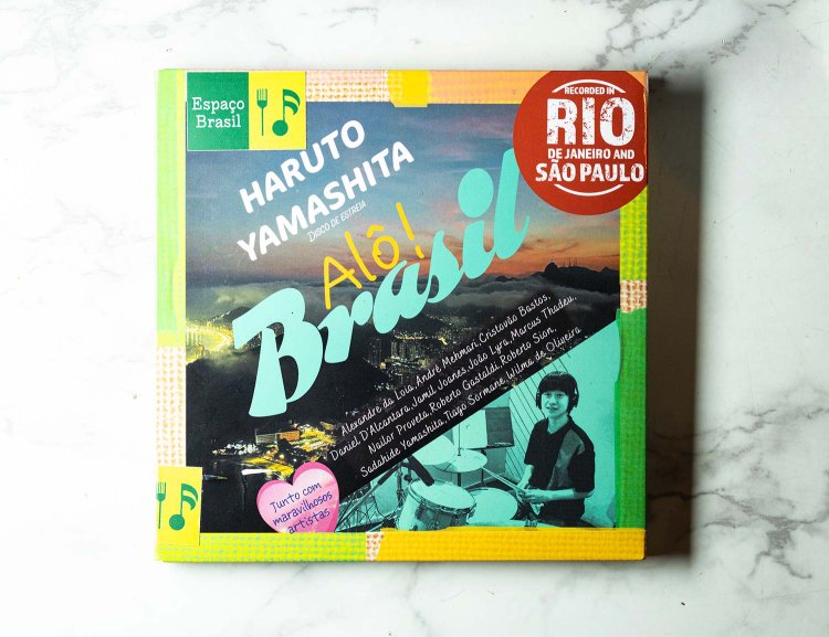 息子のハルトくんはドラマーでCDも販売。ライブ出演あり。