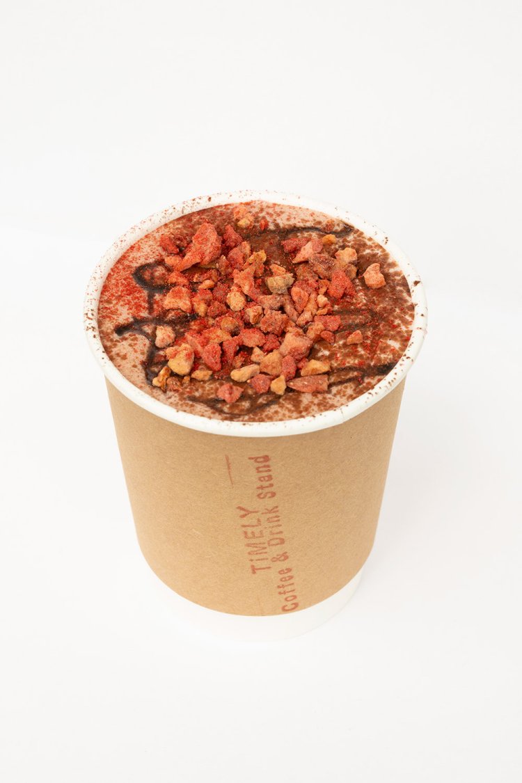 ほろにがイチゴモカ（S）510円。