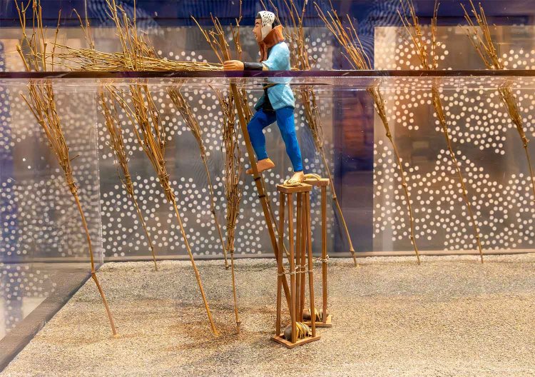 養殖用の背の高い海苔下駄は実体験可能。