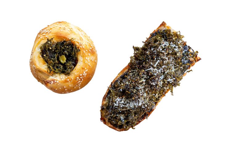 海苔パルメジャーノ（右）と新作・海苔とチキンのわさびマヨジャポネ各484円。