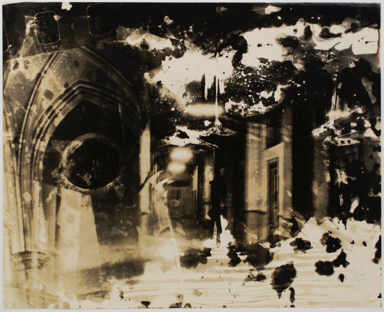 《対應》1957年頃。（C）Estate of Shigeru Onishi, courtesy of MEM。