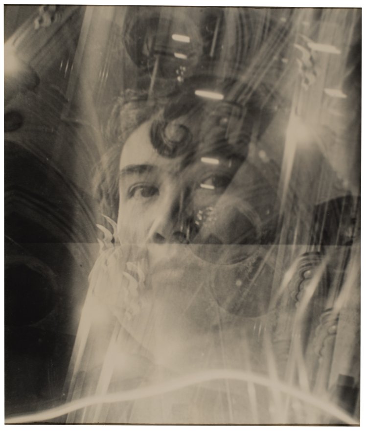 《題不詳》1950年代。（C）Estate of Shigeru Onishi, courtesy of MEM。