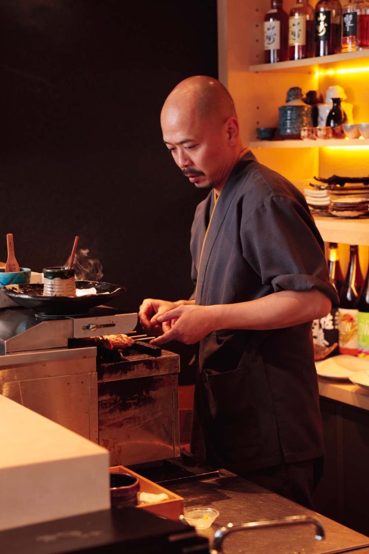 カウンターの目の前で焼き上げる。