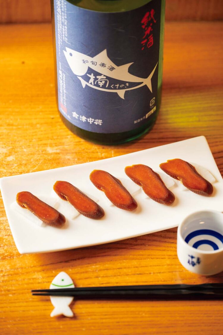 自家製カラスミ990円は手作りならではの穏やかな塩味。