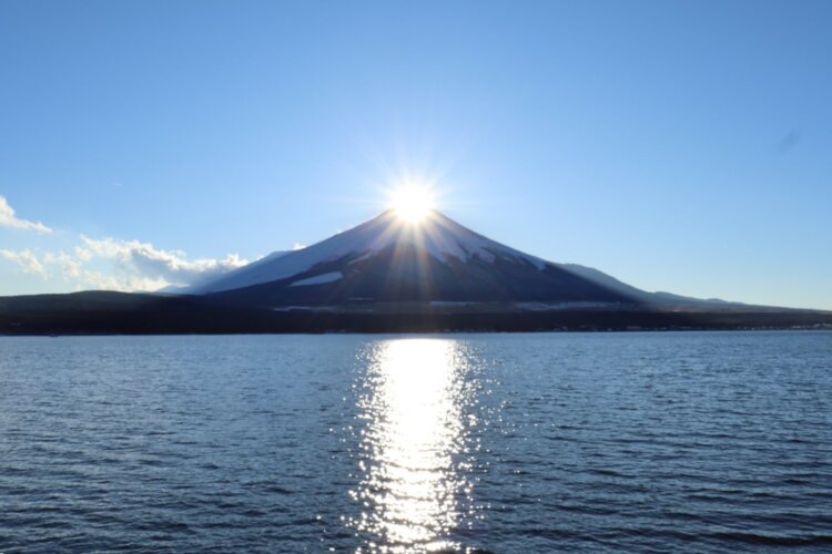 チャンスは年に2回だけ!?ダイヤモンド富士を見に出かけよう。絶好の気象条件とは