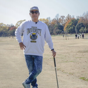 【ピエール瀧が行く ファンキー！公園】富士見市「びん沼自然公園」で手ぶらでパークゴルフを楽しむ