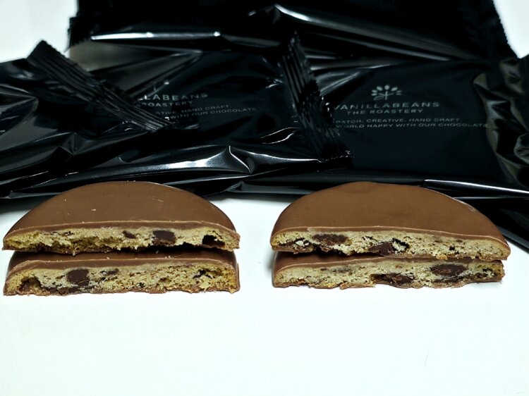 黒猫スイーツ散歩手土産編