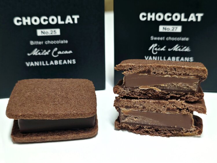 黒猫スイーツ散歩手土産編