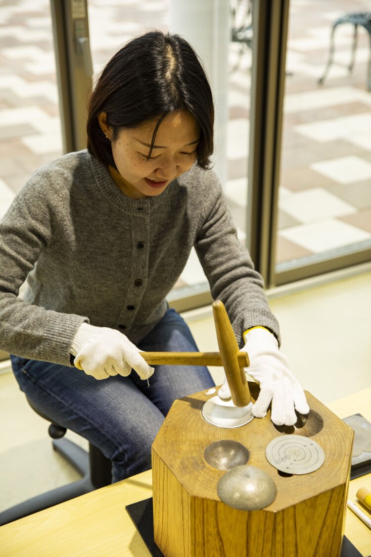 力加減が難しいが、うまく叩けるといい音がする。