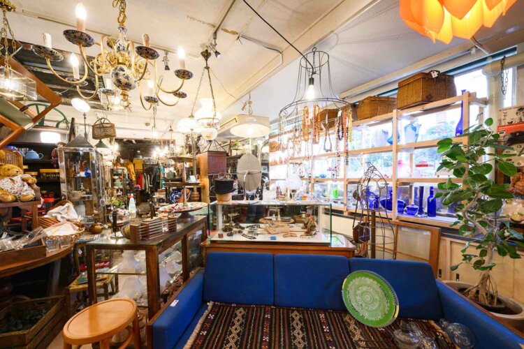 【散歩の達人】OUTLET-CHEERS_2