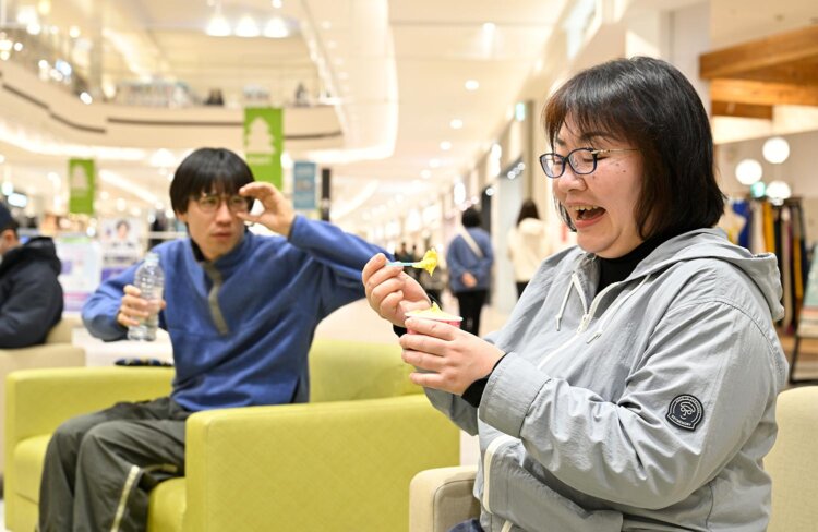 ちょっと寄り道……。このあと編集Ｍ利もジェラートを食べた。