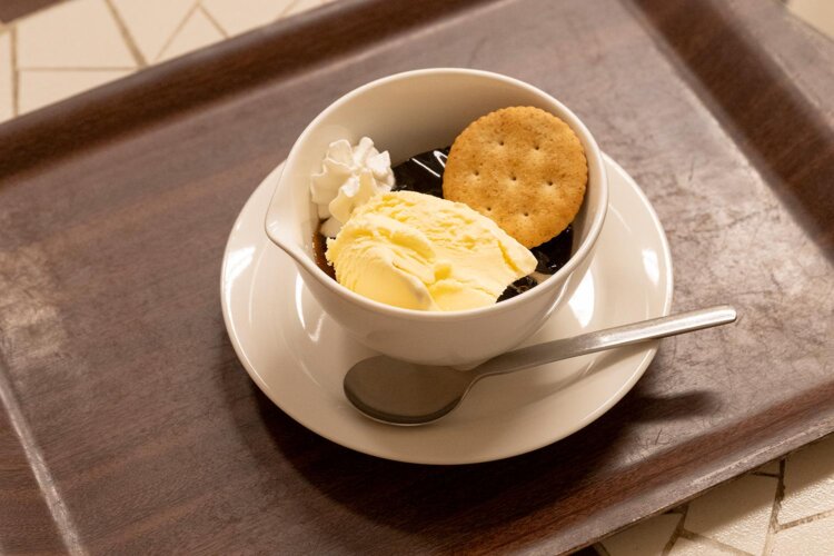 コーヒーゼリー590円。