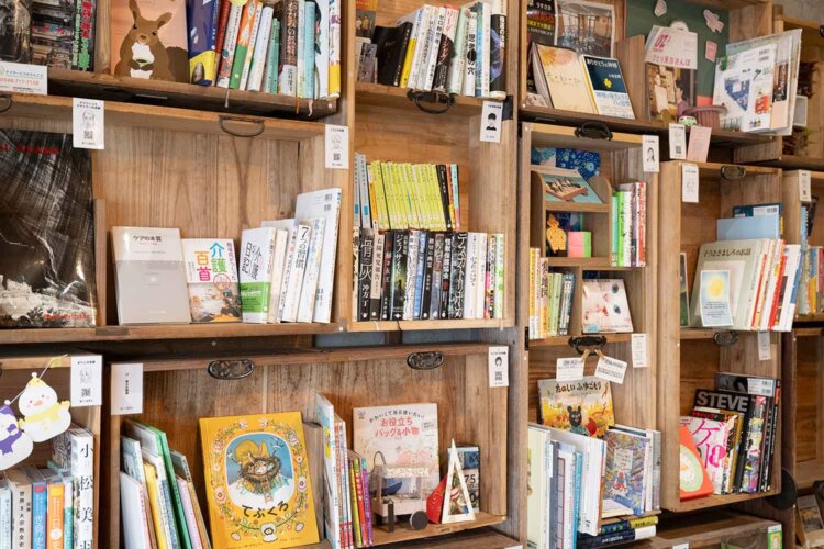 【散歩の達人】暮らし図書室_1