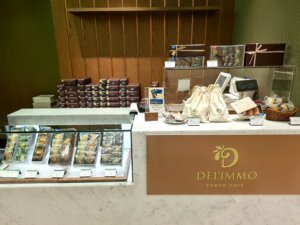 黒猫スイーツ散歩手土産編