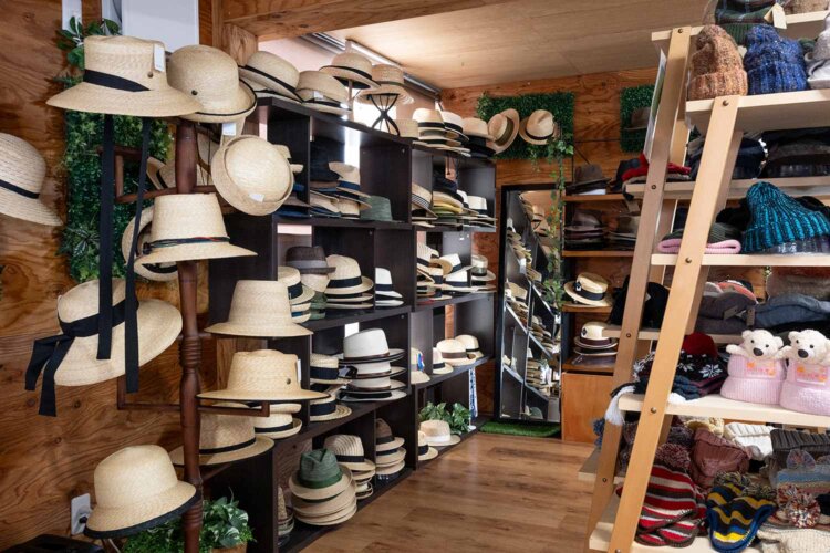 【散歩の達人】田中帽子店_3