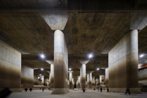 【散歩の達人】世界最大級の放水路_1