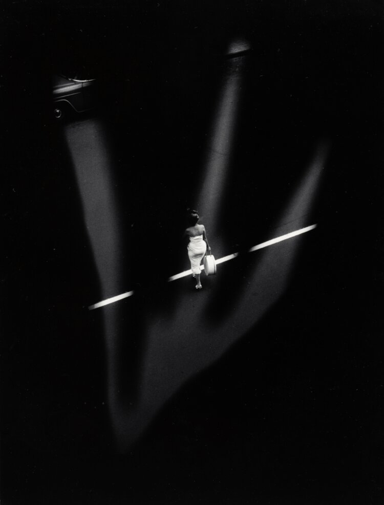 マイルス・デイヴィスやダリも集ったマンハッタン“ロフト”の時代に着目した「W. ユージン・スミスとニューヨークロフトの時代」が6月7日まで、恵比寿『東京都写真美術館』で開催