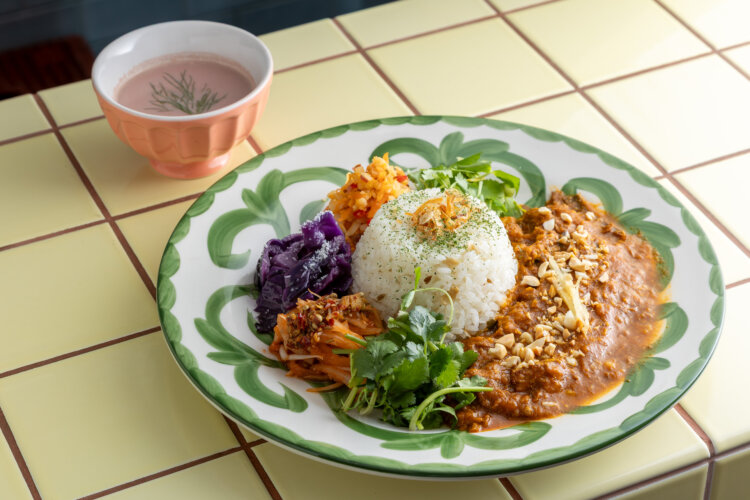 肆歩の達人2200円（税込）。3月21日から『肆』にて１カ月間提供予定