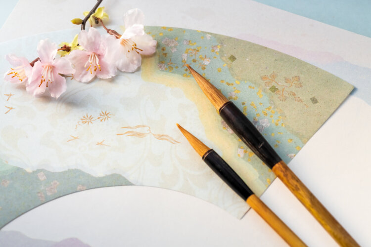 サクラを眺めて一句詠んでみるのはいかが？（画像＝写真AC）。