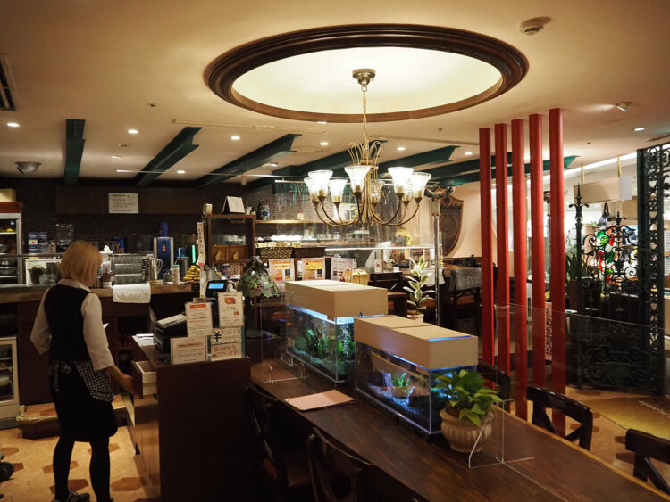 ホットケーキが名物の喫茶店が入る東急プラザ蒲田と、屋上観覧車から見つめる街の姿。蒲田『シビタス』＜後編＞【街の昭和を食べ歩く】