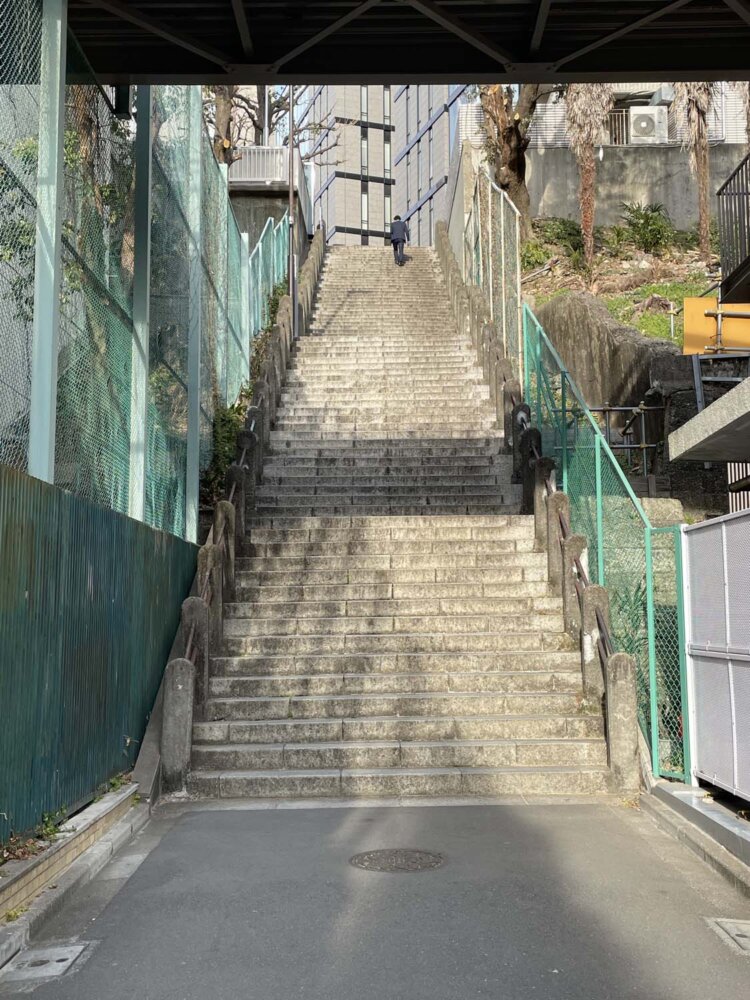 男坂。どーん。