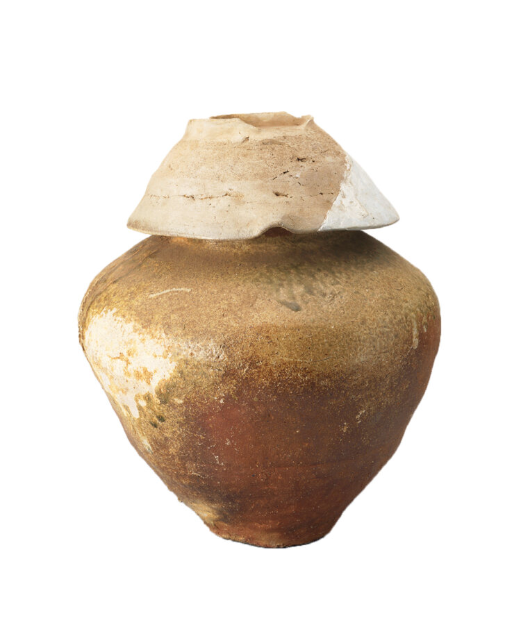 野毛町大塚出土 片口蓋付常滑壷 『江戸東京たてもの園』蔵。