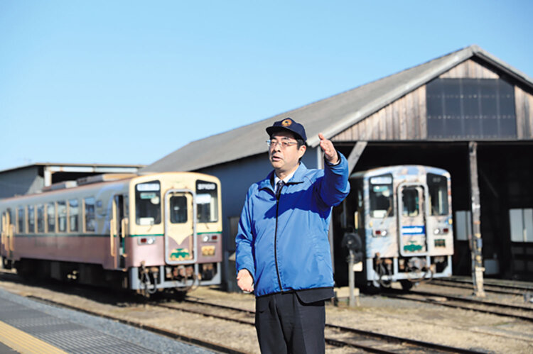 「2026年4月11日～5月6日もネモフィラシャトルバスを運行予定です」とひたちなか海浜鉄道の吉田社長。
