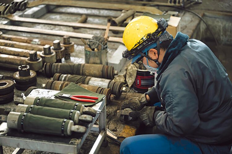 工場見学には、貸切運行の利用が必要（予約や料金などは要問い合わせ）だが、毎年11月3日の「ことでん電車まつり」では一般開放される。