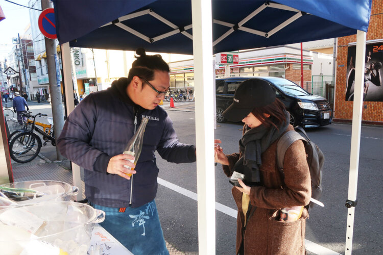 果実のリキュールをいただいた。