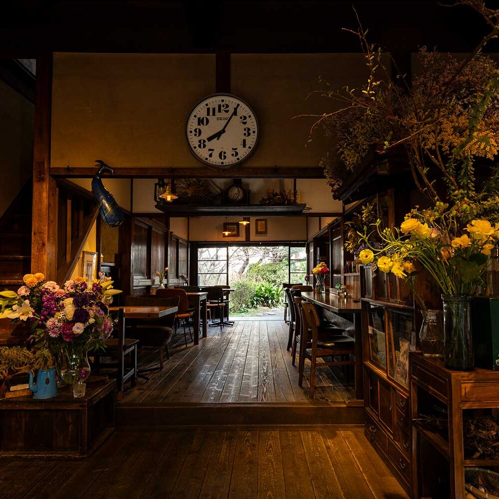 『古民家カフェ 蓮月』と『レボン快哉湯』、歴史を紡ぐ情熱のリノベーション。侠気がその建物を支えているのだ【東京と散歩の30年】