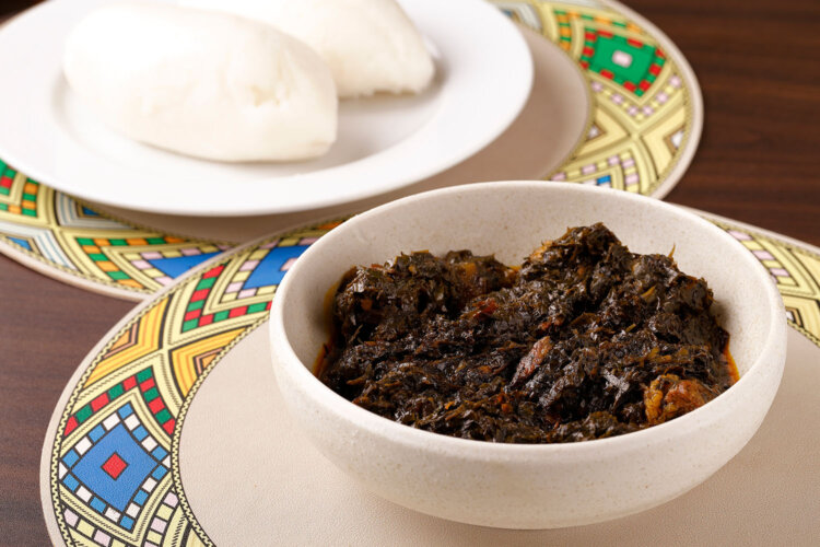 牛肉とザリガニ煮込みエルゥ1500円。