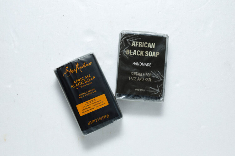 シアという木の実が原料のアフリカンブラックソープ。