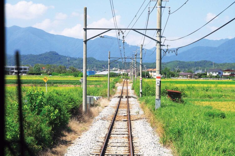 のどかな田園地帯を走る。