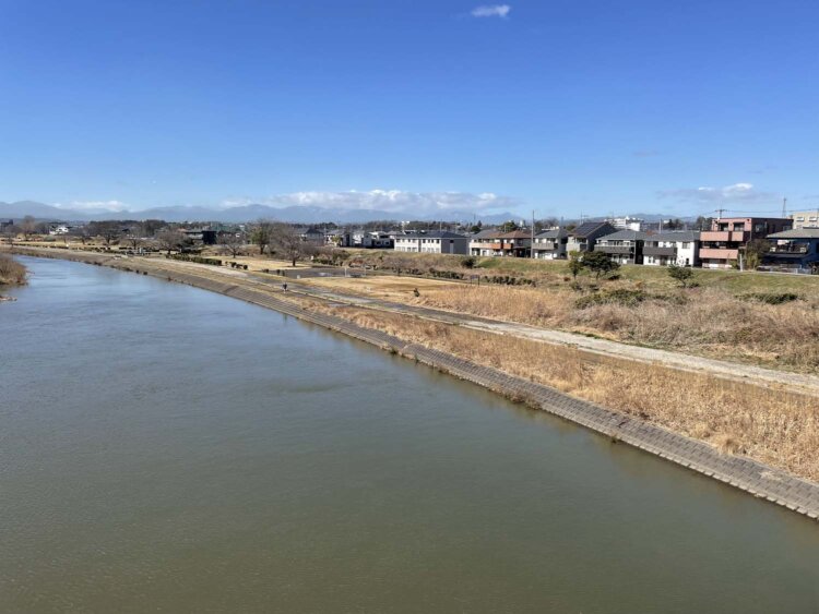 入間川左岸（北側）。